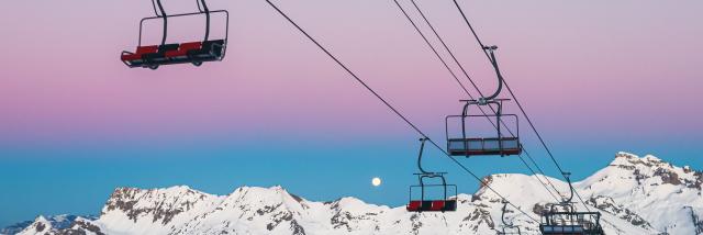 Hiver_Domaine-alpin_Coucher-de-lune-©OT-Le-Devoluy-17-01-2022-1-1.jpg