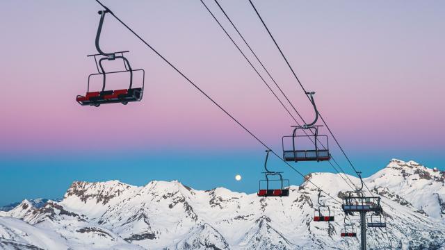 Winter Domaine Alpin Coucher De Lune ©ot Le Dévoluy 17 01 2022 1