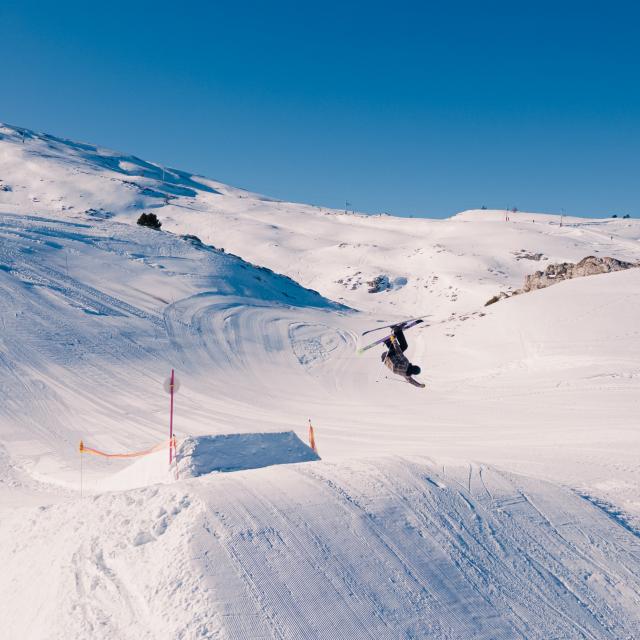 Winter Domaine Alpin Snowpark ©ot Le Dévoluy 19 01 2022 Drone 2