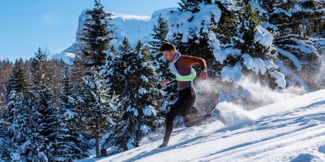 Hiver_Trail-sur-neige_©ArzurMichaelPhotographie_janvier2021_utilisation5ans_BD-18.jpg