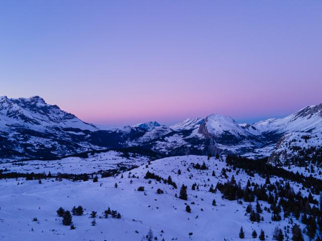 Domaine Nordique Schade Sunset ©ot Le Dévoluy 17 12 2021 Drone 21