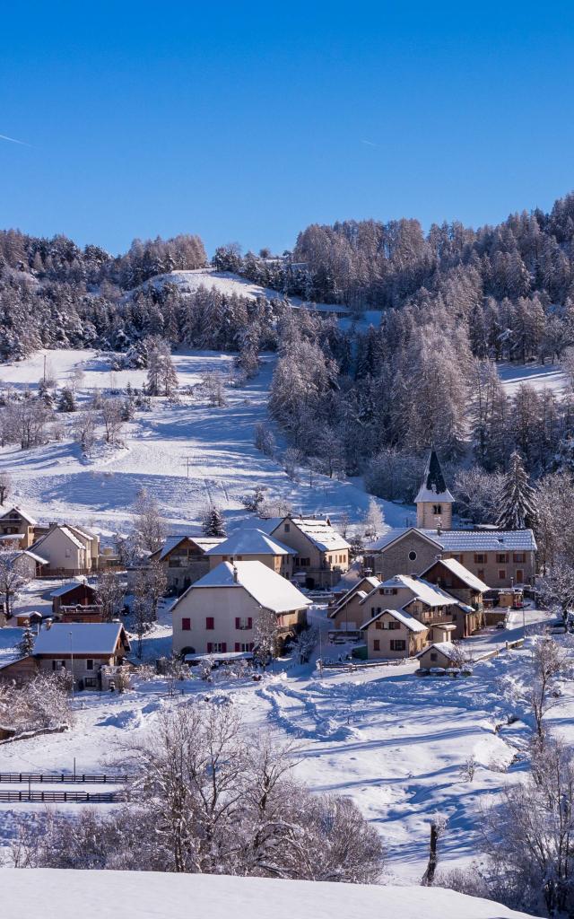 Villages-Stations_Agnieres-en-Devoluy-©OTDevoluy-07-01-2021-1.jpg