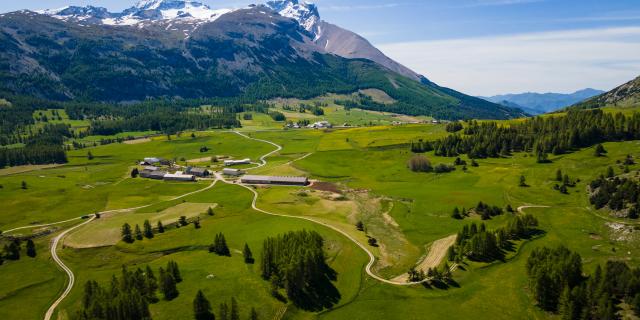 Summer_Villages_Col du Festre and Coutières ©OT Le Dévoluy_28 05 2021_drone_HD (2)