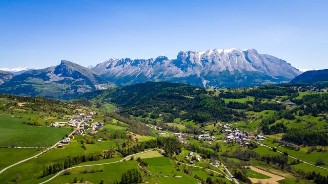 Summer_Villages_Maubourg-Agnières ©OT Le Dévoluy_28 05 2021_drone_BD (3)