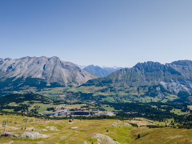 Eté Restaurant D'altitude Le Vieux Pisteur ©ot Le Dévoluy 09 08 2021 Drone 1