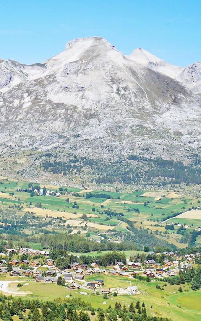 Summer_landscape_Crête des beaumes_Collet du Tât_09-08-2020_©MarionLevaillant (13)