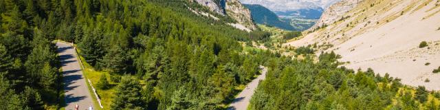 Zomer_activiteiten_wegfietsen Col du Noyer ©OT Le Dévoluy 11 08 2021_drone-15