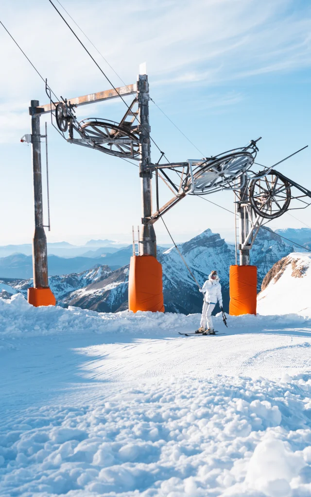 Skier sur le Pierra, dans Le Dévoluy, Hautes Alpes