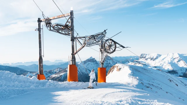 Skier sur le Pierra, dans Le Dévoluy, Hautes Alpes