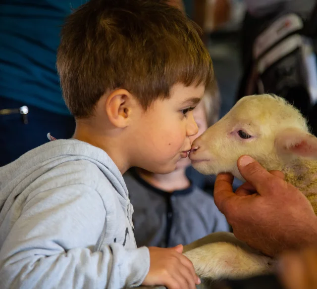 Zenagritude2019 Flouka Visite De Ferme Kinaphoto 5