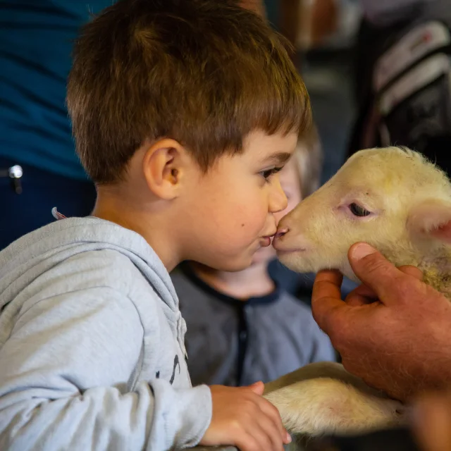 Zenagritude2019 Flouka Visite De Ferme Kinaphoto 5